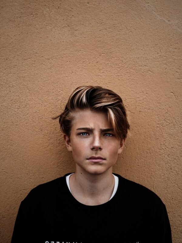 Sacha on Wall background